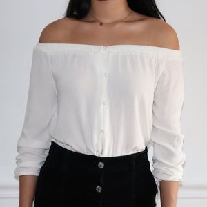 White Kendall & Kylie Blouse 🤍